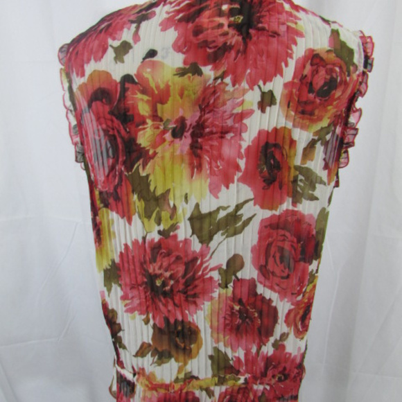 New York City Design Blouse - Picture 5 of 7